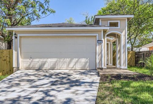 4704 Blue Meadow Dr, Austin, TX, 78744-5076 | Card Image