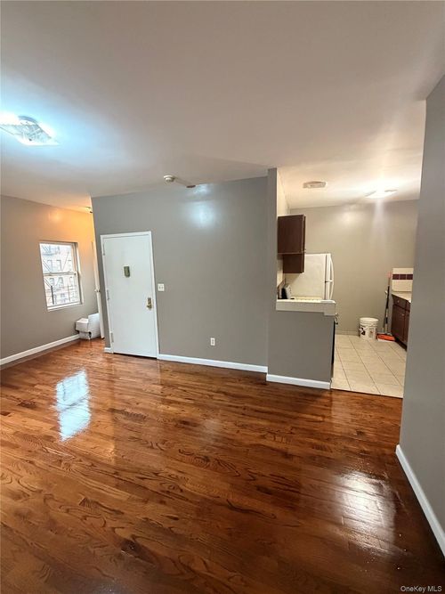 3-613 Southern Boulevard, New York, NY, 10455 | Card Image