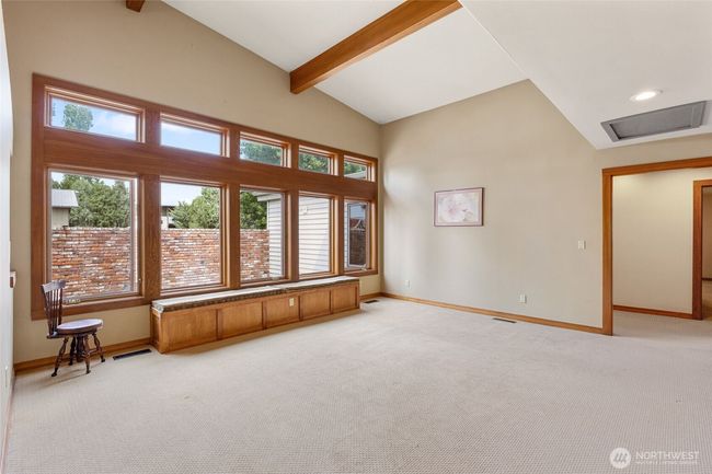 Floor to ceiling windows allow for extra light. | Image 15