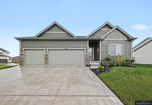 10622 Flint Dr, Papillion, NE, 68046-3363 | Card Image