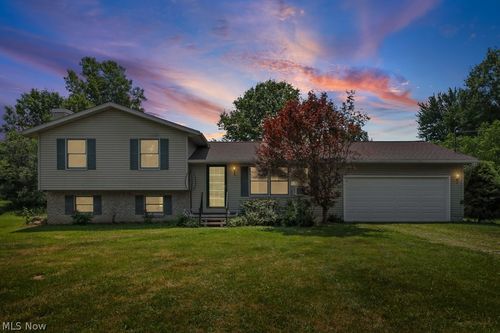 2642 Blake Rd, Wadsworth, OH, 44281-9594 | Card Image