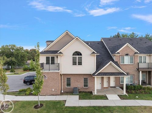 2676 Barrington Square Drive, Auburn Hills, MI, 48326 | Card Image