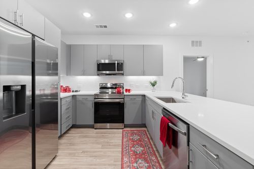 apt-2010-4801 Springdale Rd, Austin, TX, 78723-6171 | Card Image