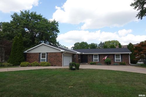 192 Potawatomi Rd, Galesburg, IL, 61401-5506 | Card Image