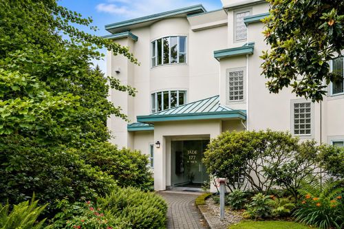 104-177 W 5th St, North Vancouver, BC, V7M1J6 | Card Image