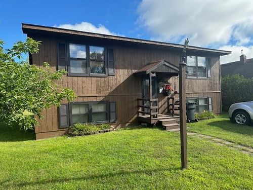 917 6th St Se, Bemidji, MN, 56601-3529 | Card Image