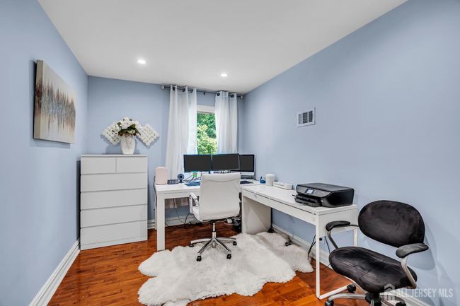 152 Redpine Loop, Townhouse with 3 bedrooms, 3 bathrooms and null parking in Old Bridge NJ | Image 16
