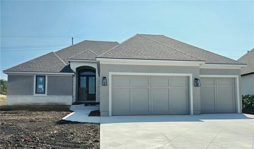 10301 W 151st Pl, Overland Park, KS, 66221-8262 | Card Image