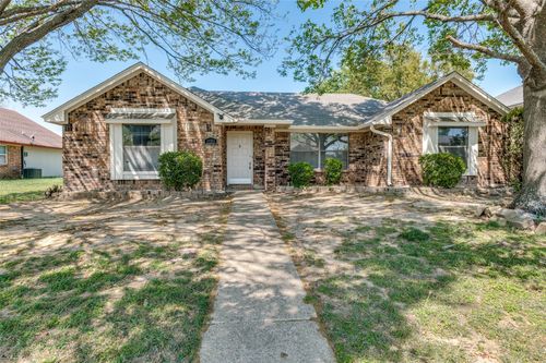 1113 Harvest Hill Lane, Lancaster, TX, 75146 | Card Image