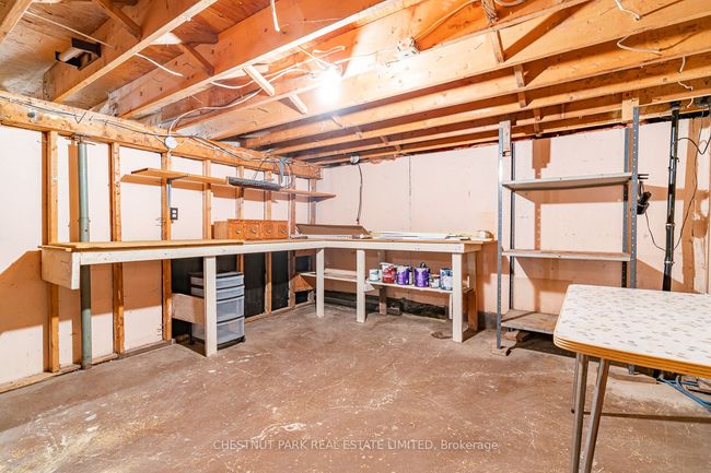 2537 3rd Ave E, House other with 3 bedrooms, 2 bathrooms and 5 parking in Owen Sound ON | Image 25