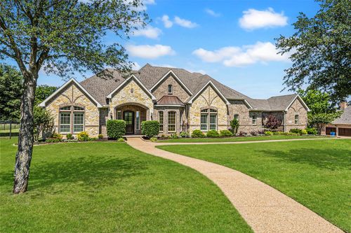 305 Crestfield Ct, Sunnyvale, TX, 75182-3231 | Card Image