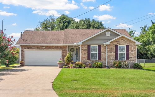 2636 Del Ray Dr, Clarksville, TN, 37040-5990 | Card Image