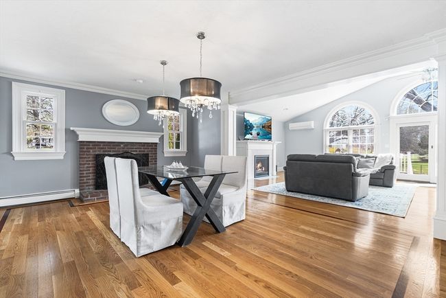 104 Holliston St, House other with 4 bedrooms, 3 bathrooms and 4 parking in Medway MA | Image 10