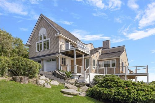 120 Battery Ln, Jamestown, RI, 02835-2703 | Card Image