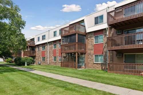apt-304-14620 Garrett Ave, Apple Valley, MN, 55124-8434 | Card Image