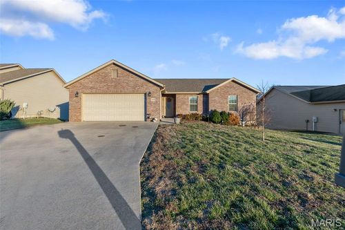 146 Charter Rd, Cape Girardeau, MO, 63701-9744 | Card Image