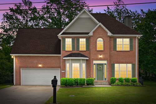 3142 Arrow Ln, Clarksville, TN, 37043-2458 | Card Image