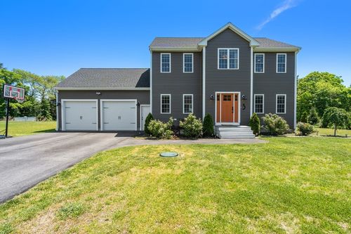 3 Mia Cir, East Bridgewater, MA, 02333-1296 | Card Image