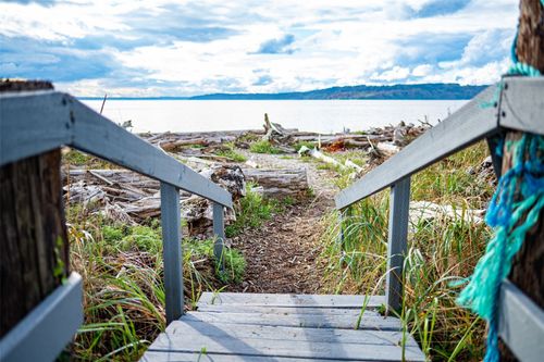 c-304-22975 Marine View Dr S, Des Moines, WA, 98198-8440 | Card Image