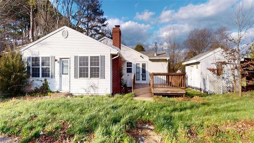1678 Fitchetts Warf Road, Moon, VA, 23119 | Card Image