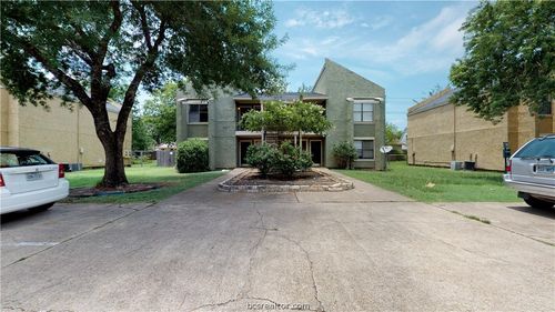 c-303 Manuel Dr, College Station, TX, 77840-4686 | Card Image
