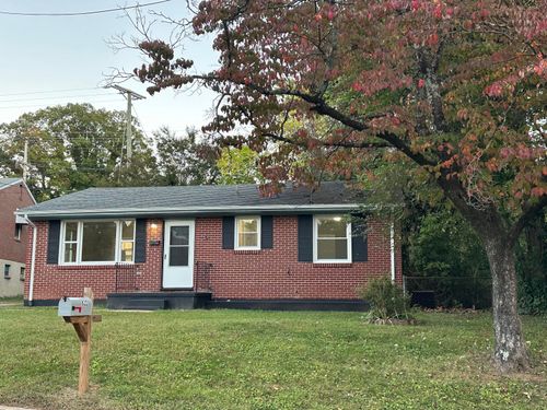 822 Hundley St, Martinsville, VA, 24112-3909 | Card Image