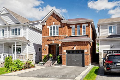 20 Chiswick Ave, Whitby, ON, L1M0E1 | Card Image