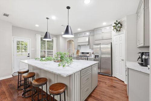 3705 Kales Ln, Flower Mound, TX, 75022-7810 | Card Image