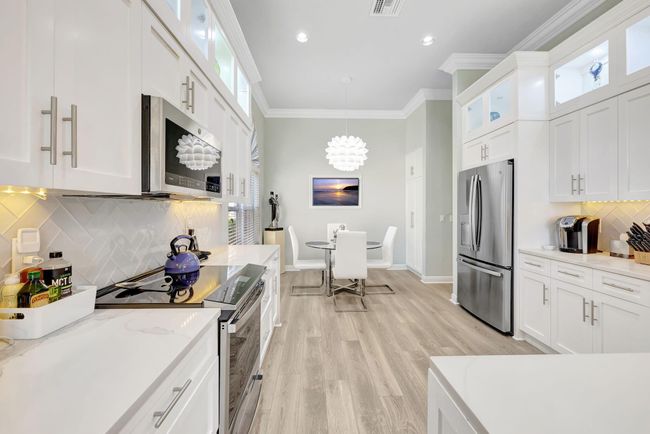 8640 Via Avellino, House other with 3 bedrooms, 2 bathrooms and null parking in Lake Worth FL | Image 19