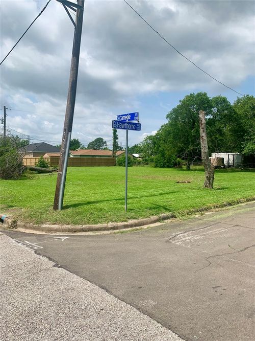 1301 Hawthorne St, Baytown, TX, 77520-6547 | Card Image