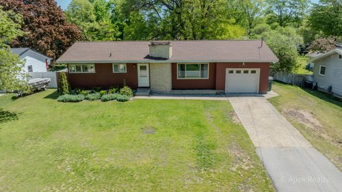 3436 Butler Dr, Norton Shores, MI, 49441-4239 | Card Image