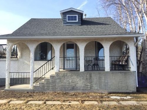 109 Ceal Sq, Hinton, AB, T7V1M5 | Card Image