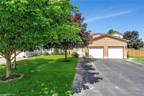 116 William St N, Plattsville, ON, N0J1S0 | Card Image