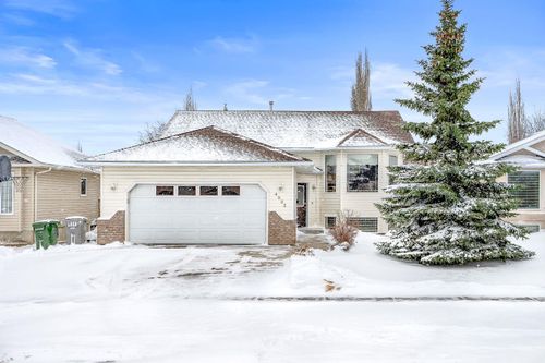 4002 63 Ave, Lloydminster, AB, T9V2X8 | Card Image