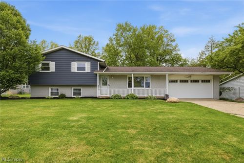 1264 Columbus Cir N, Ashland, OH, 44805-4520 | Card Image