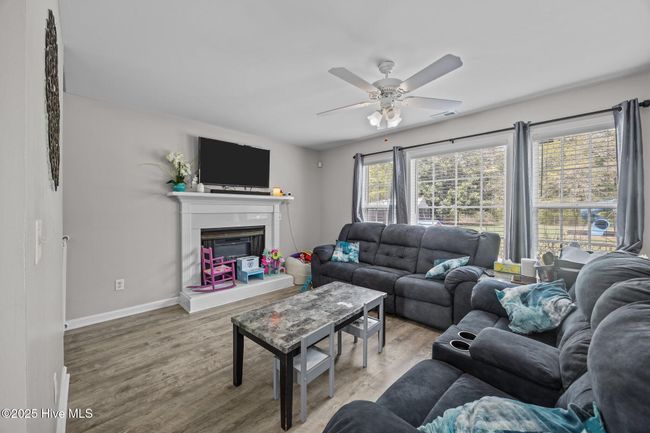 206 Yearling Loop, House other with 3 bedrooms, 3 bathrooms and 2 parking in Jacksonville NC | Image 10