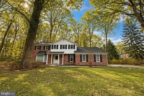 521 Susan Dr, WEST CHESTER, PA, 19380-3849 | Card Image