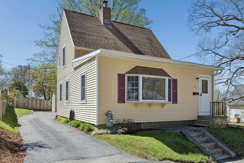139 Ararat St, Worcester, MA, 01606-2648 | Card Image
