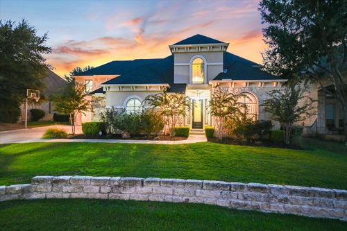 105 Whitley Dr, Austin, TX, 78738-6562 | Card Image