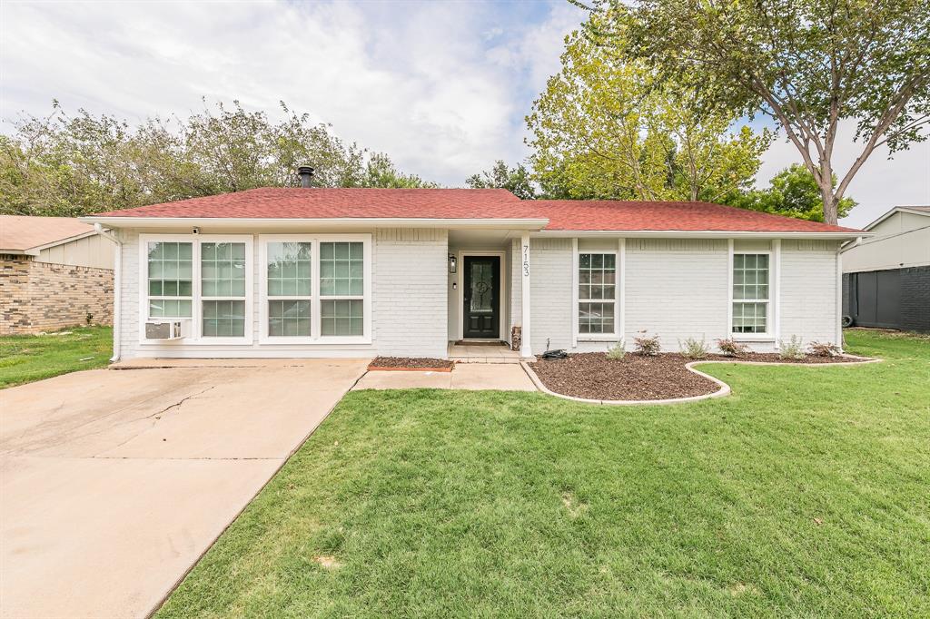 Newcastle Pl, North Richland Hills, TX 76182