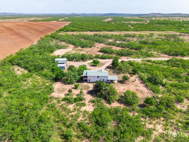 11483 N Grape Creek Rd, House other with 3 bedrooms, 3 bathrooms and 2 parking in San Angelo TX | Image 47