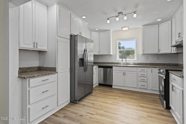 122 Carroll Ave Long Beach009 | Image 7