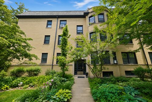2ab-1425 W Summerdale Ave, Chicago, IL, 60640-2126 | Card Image