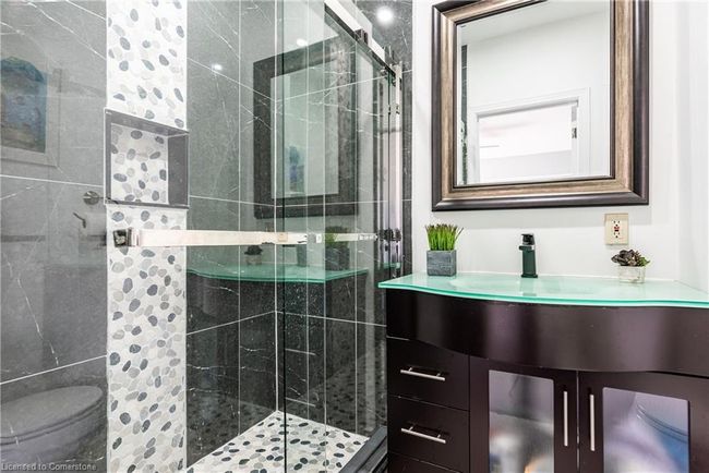 4126 London Crt, House other with 3 bedrooms, 3 bathrooms and 5 parking in Niagara Falls ON | Image 21