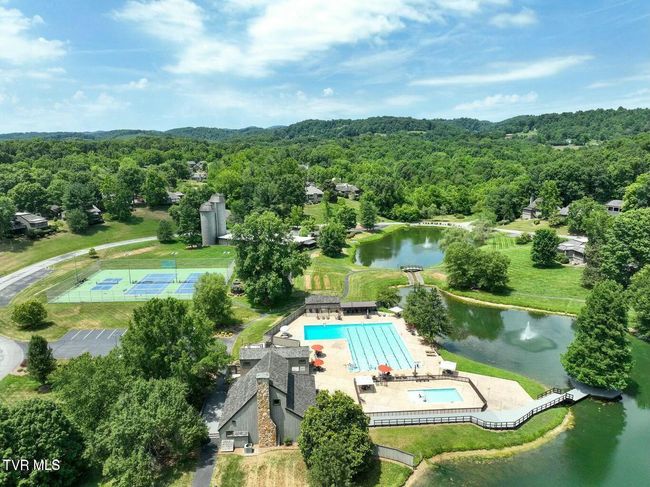 55 Grove Hill Rd, House other with 3 bedrooms, 4 bathrooms and null parking in Kingsport TN | Image 83
