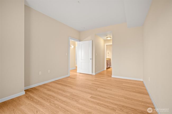 APT-306 - 251 W Bakerview Rd, Condo with 2 bedrooms, 2 bathrooms and 1 parking in Bellingham WA | Image 10