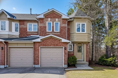 923 Caribou Valley Cir, Newmarket, ON, L3X1W9 | Card Image