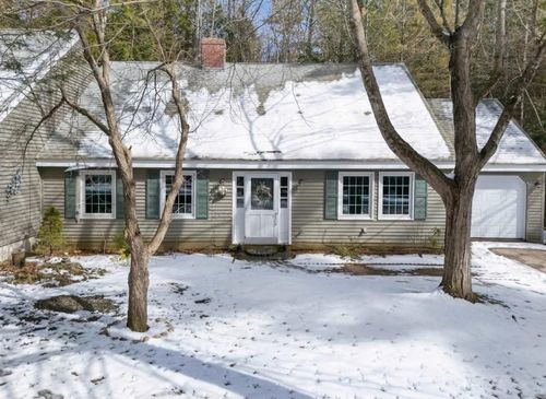 12 Laurel Cir, Wolfeboro, NH, 03894-4049 | Card Image