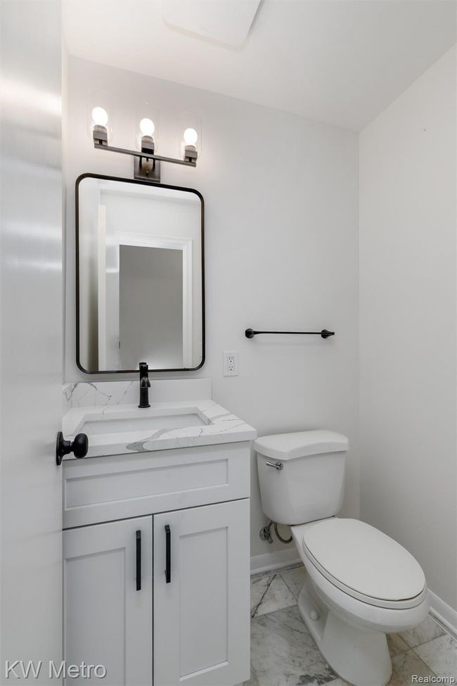 20-1607 Yorktown St 0027.jpg | Image 19