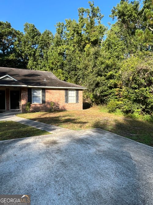 300 Admirals Walk Dr, Saint Marys, GA, 31558-4503 | Card Image